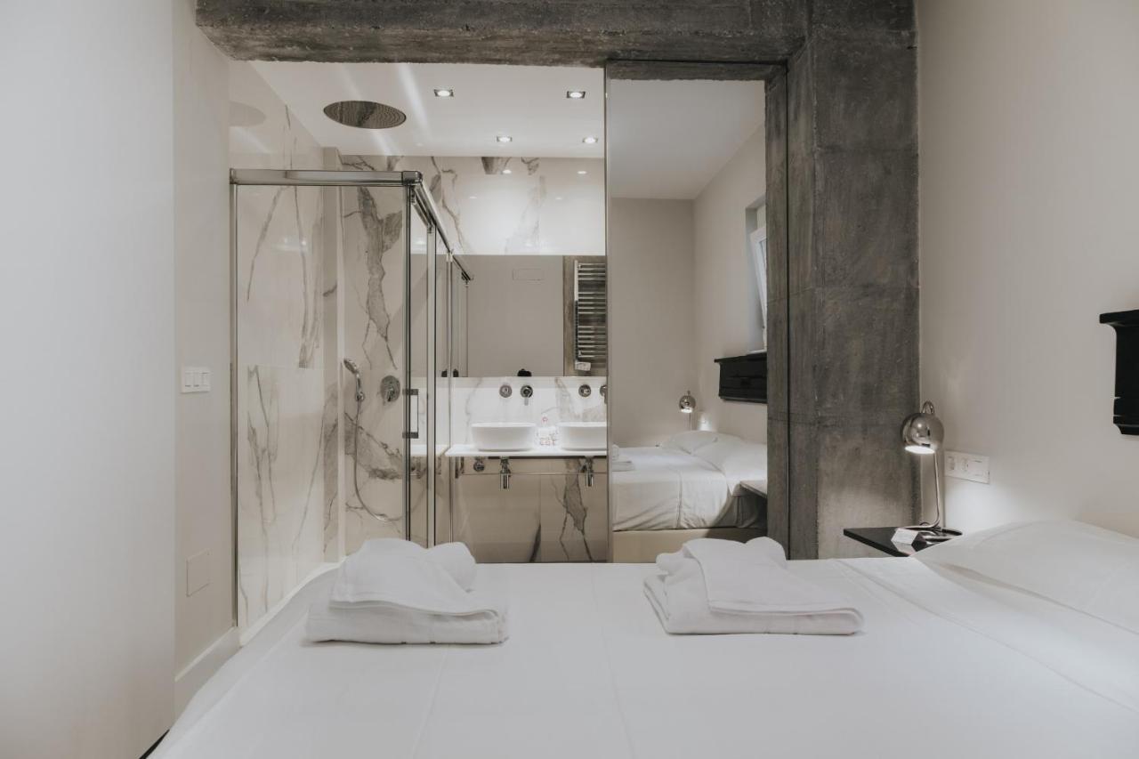 Six Apartments By Caleta Homes Màlaga Exteriér fotografie
