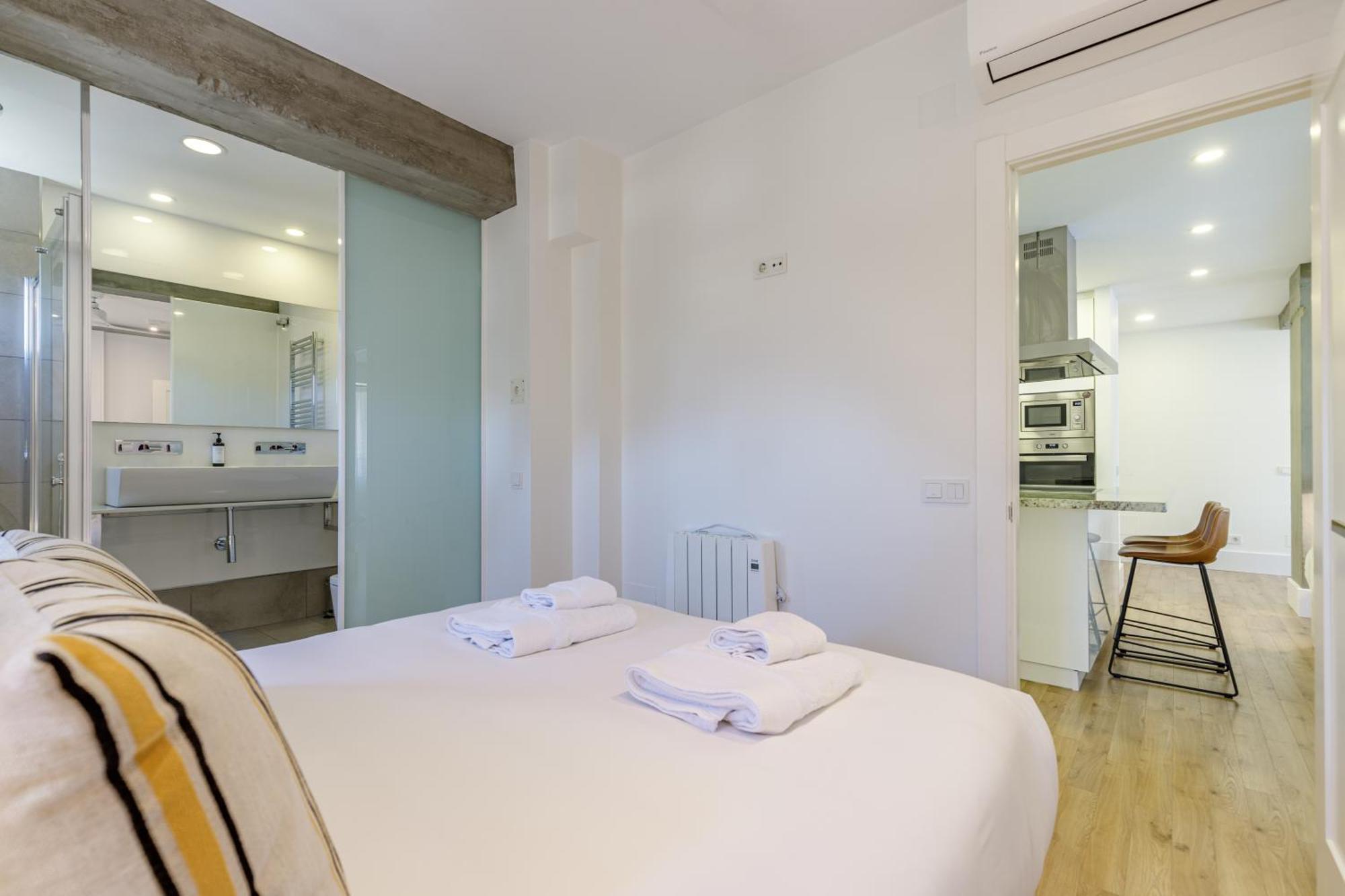 Six Apartments By Caleta Homes Màlaga Exteriér fotografie